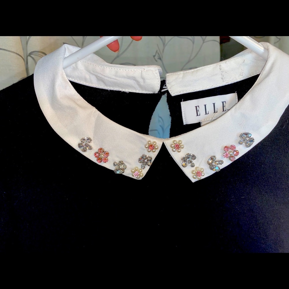 Black Elle Sweater with Jewelry